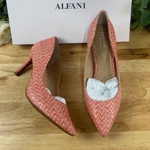 Alfani Red Jeules Pointed Toe Slip On Pumps, 7M
